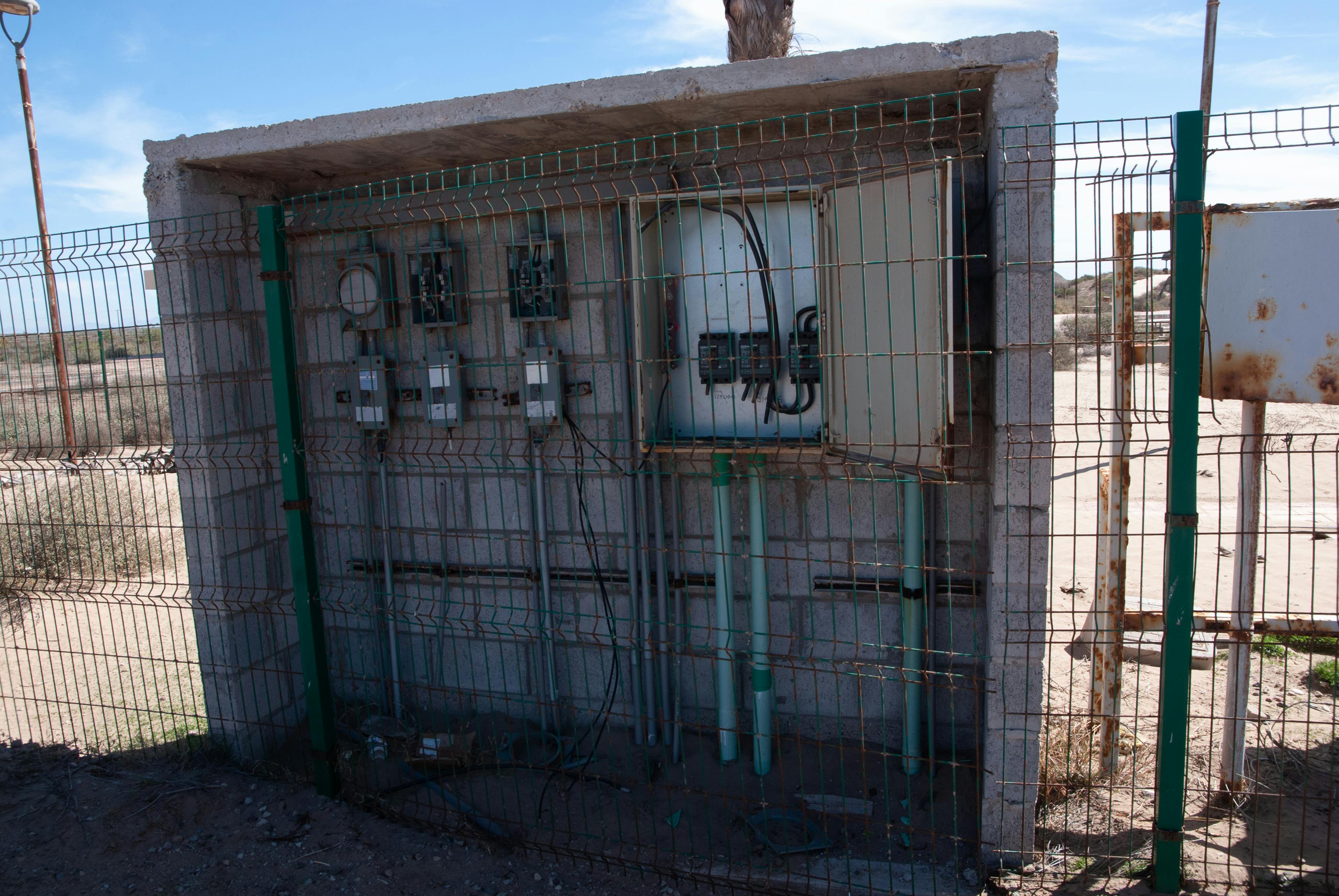 Conexiones eléctricas del parque Santa Barbara.